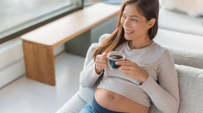 pregnant-mother-drinking-hot-drink