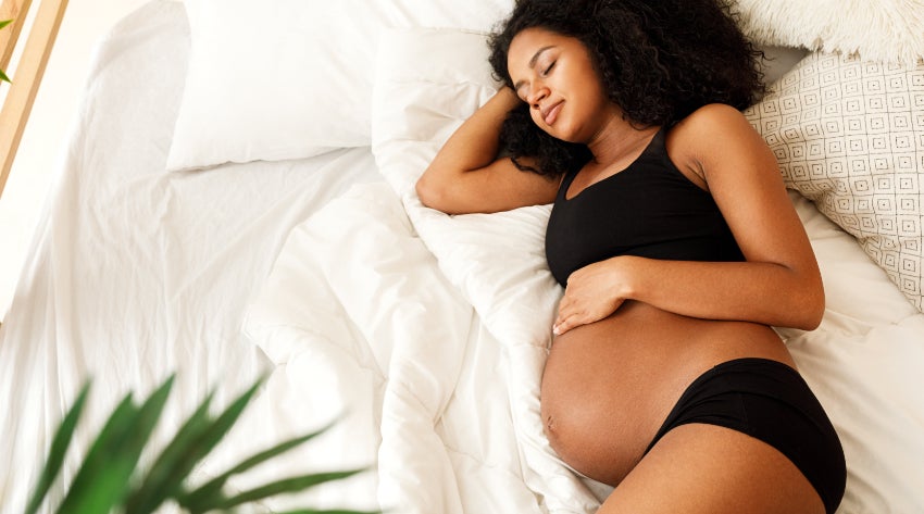 30-weeks-pregnant-belly